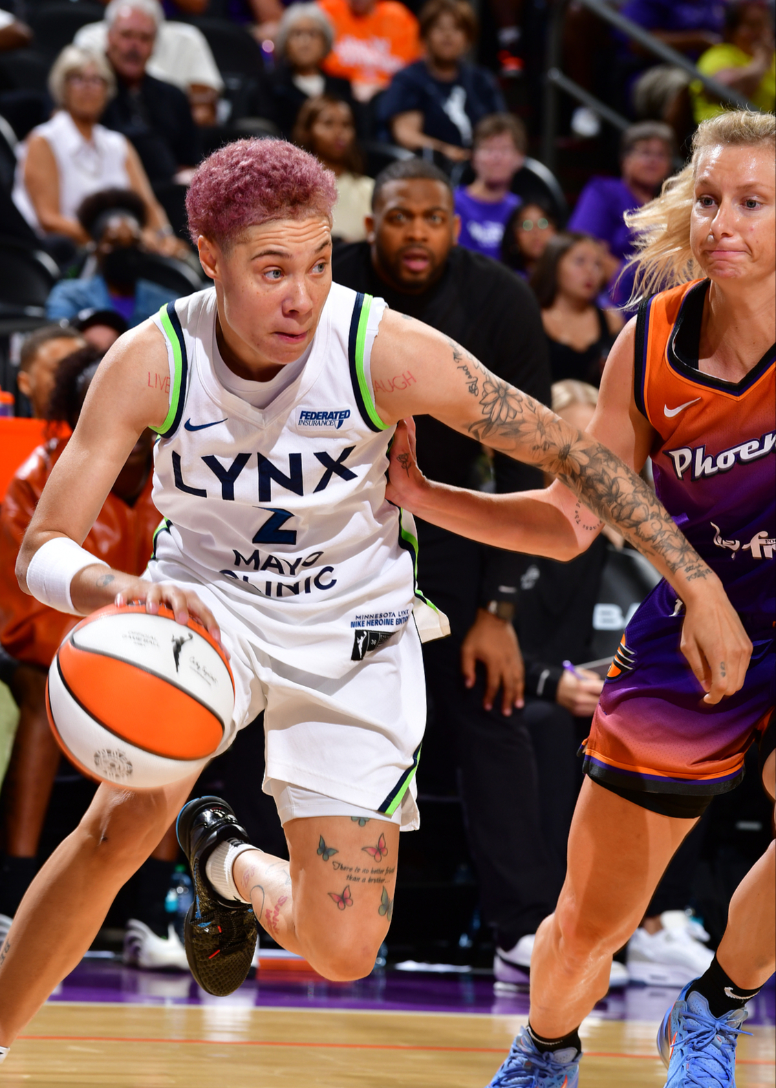 爱游戏官网-明尼苏达森林狼训练开放日，集结日手感冰凉引欢呼，NBA总决赛在即，资深球员宣示担当的简单介绍