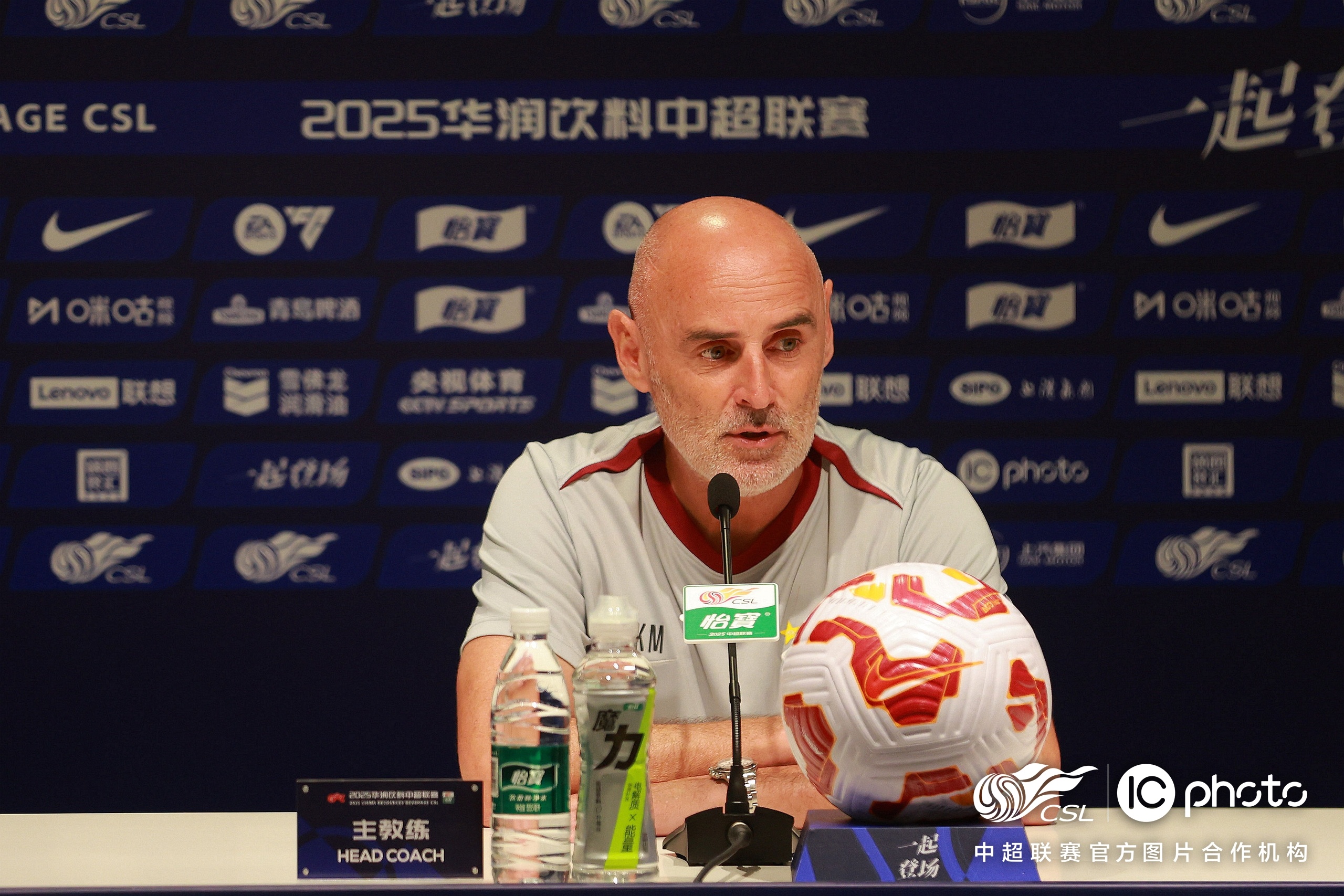 爱游戏体育-斯图加特迎中超关键赛，转会期造点机会，底气十足，资深球员宣示担当的简单介绍