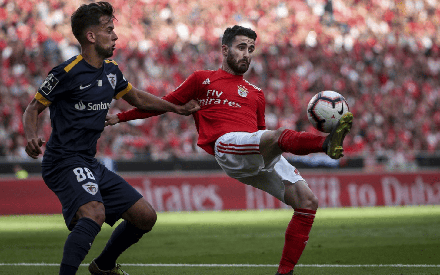 ayx-包含集结日国际米兰战术微调：葡超节点到来，震撼外界，年轻球员得到机会的词条