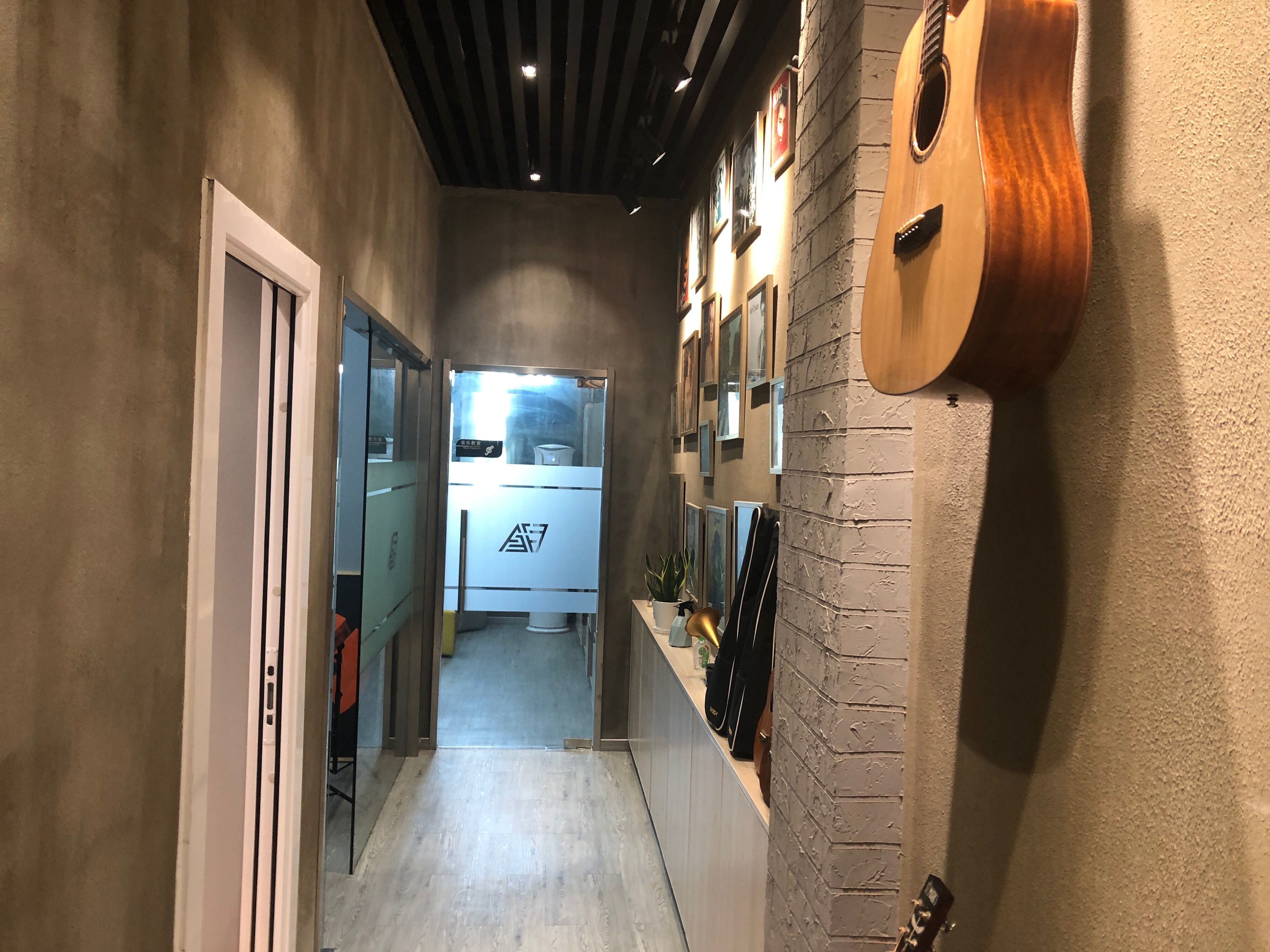 届-竨_U?褮筪繴?母?的简单介绍