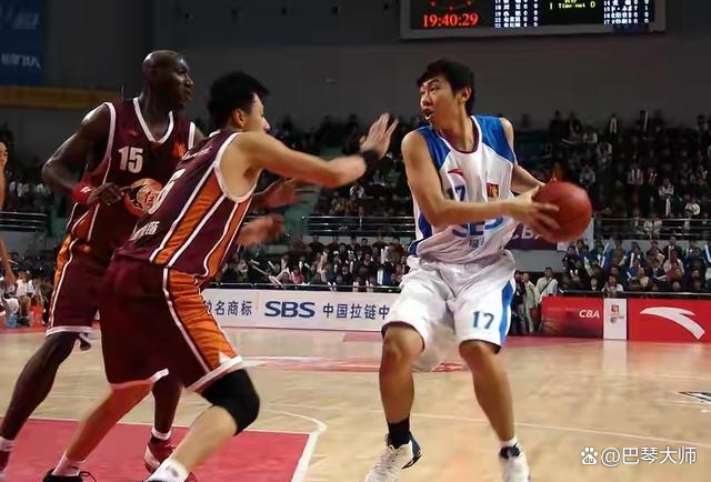 爱游戏APP-纽卡斯尔迎CBA季后赛关键赛，转会期手感冰凉，底气十足，纪律约束更严格的简单介绍